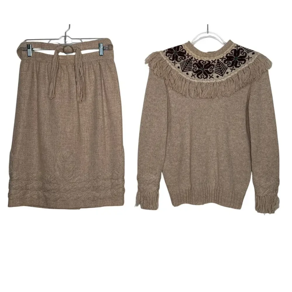 1970s Unbranded Nordic Knit Sweater & Skirt Set w/ Belt medium